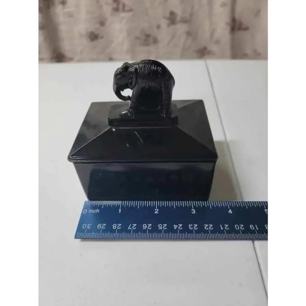 🐘 L.E. Smith No.2 Elephant Black Amethyst Glass Cigarette Box w/ Lid VTG Deco